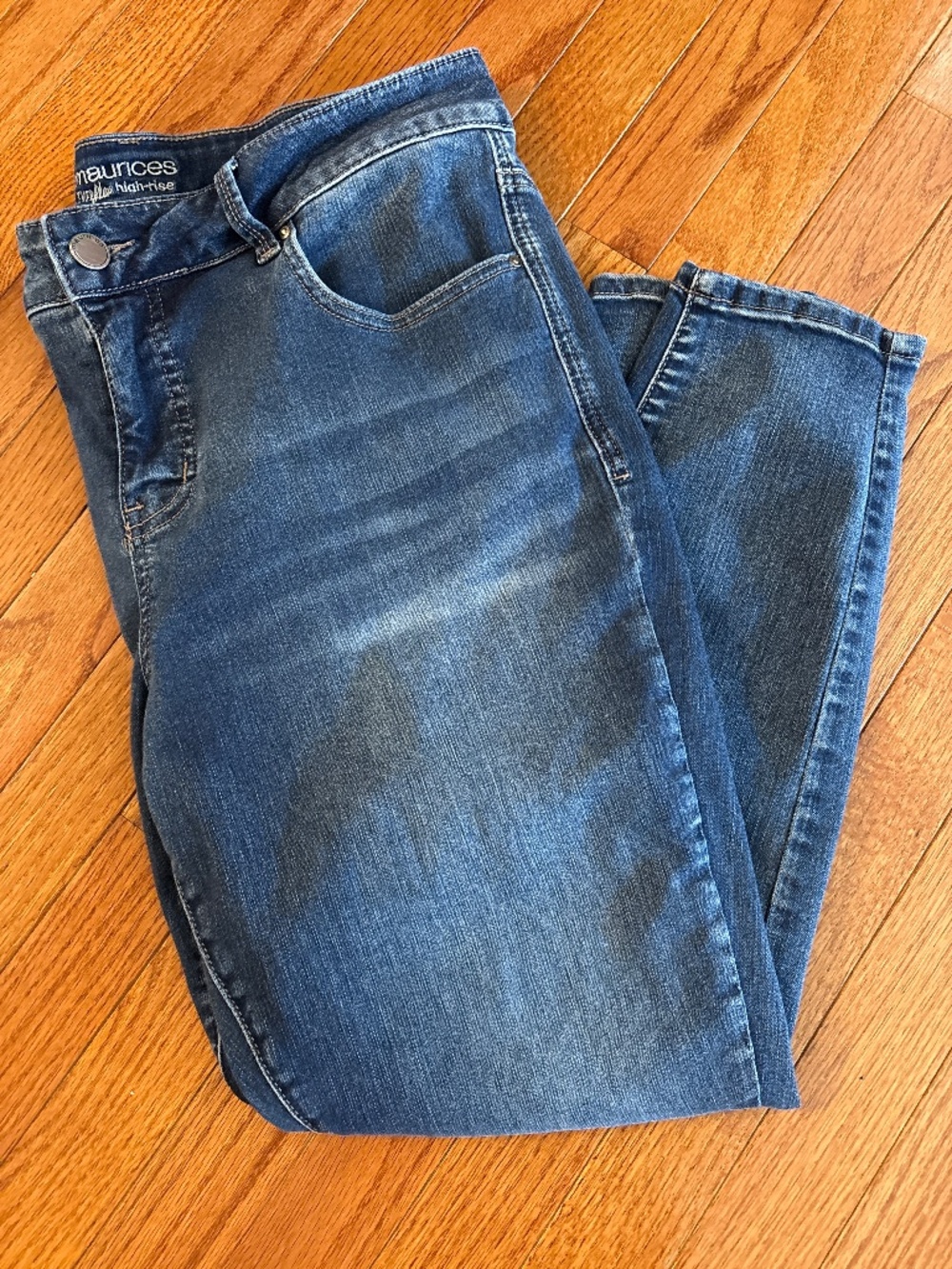 High rise trendy jeans
